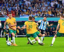 南美洲足球比赛：阿根廷队迎来胜利，晋级下一轮的简单介绍